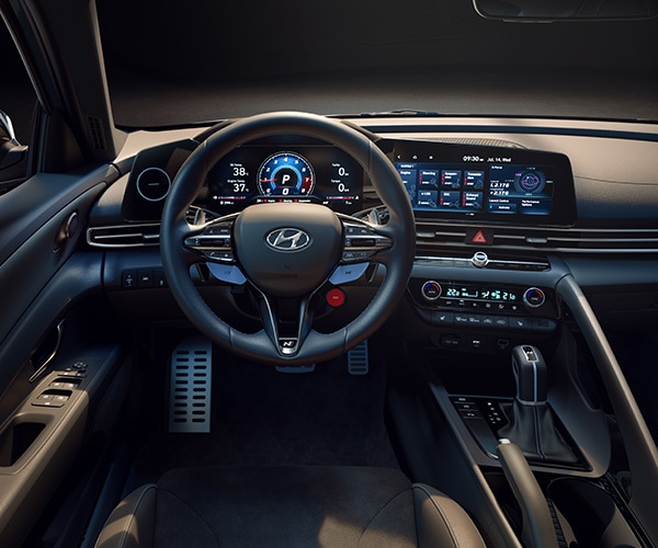 Front interior cabin in the 2022 Elantra N