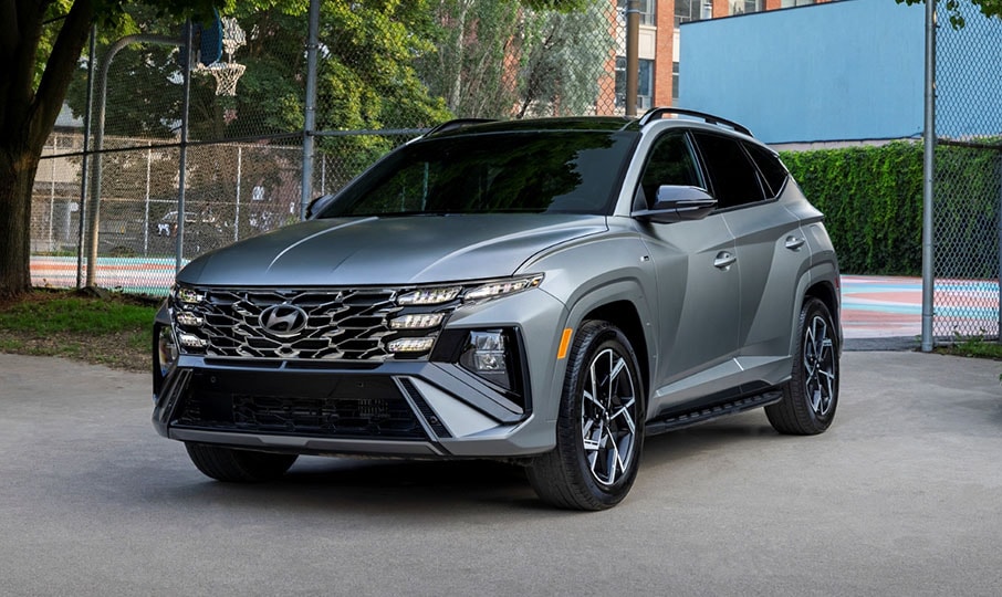 Front exterior view of the Hyundai TUCSON
