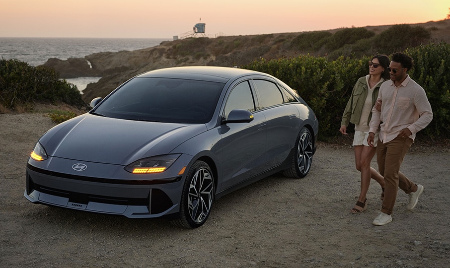 Vue extérieure latérale de l'IONIQ 6