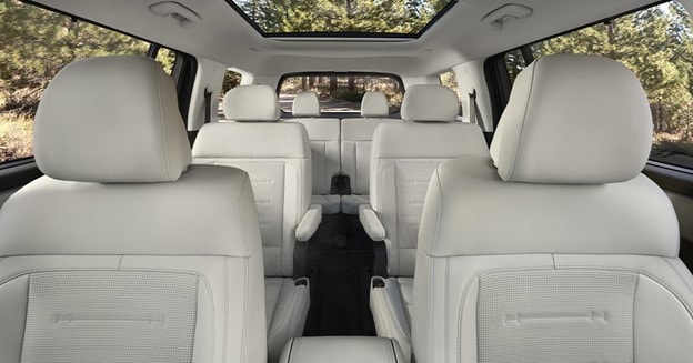 Interior of Hyundai SANTA FE with available second-row Captain’s Chairs