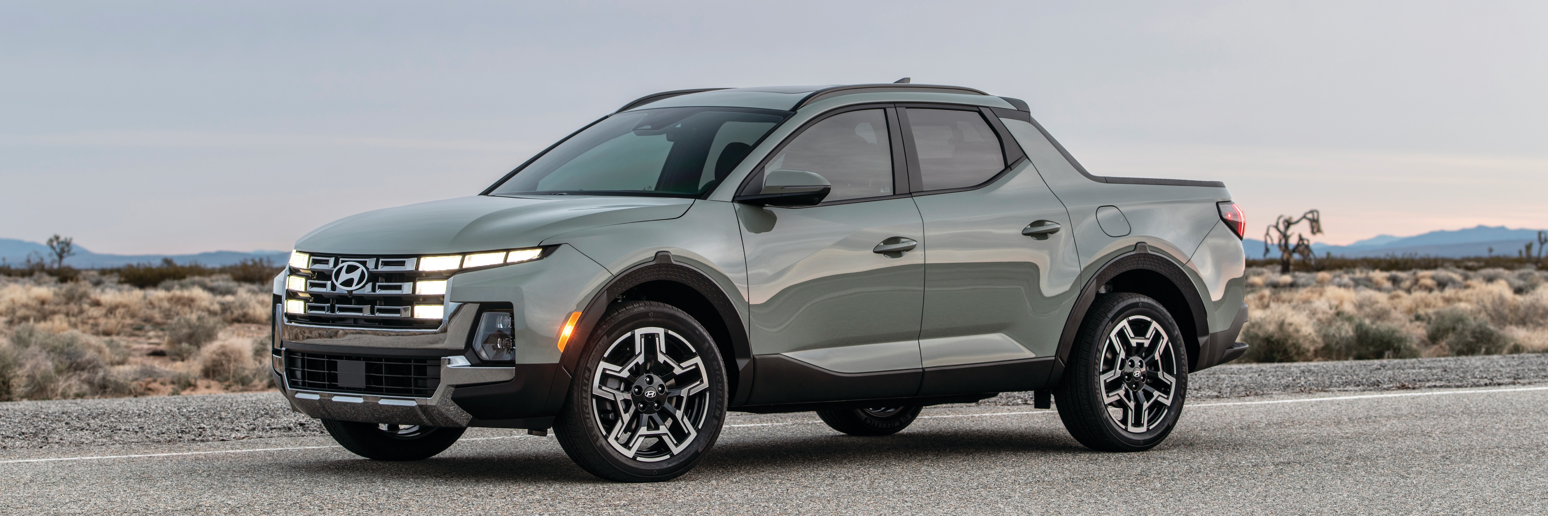 Enhanced 2025 Hyundai Santa Cruz Makes World Debut at the New York International Auto Show