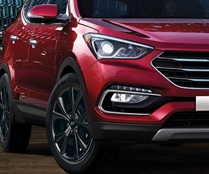 Hyundai Santa Fe Sport 2018 Ious Luxury Suv Canada Close Up Of The 2018 Santa Fe Sport In Serrano Red