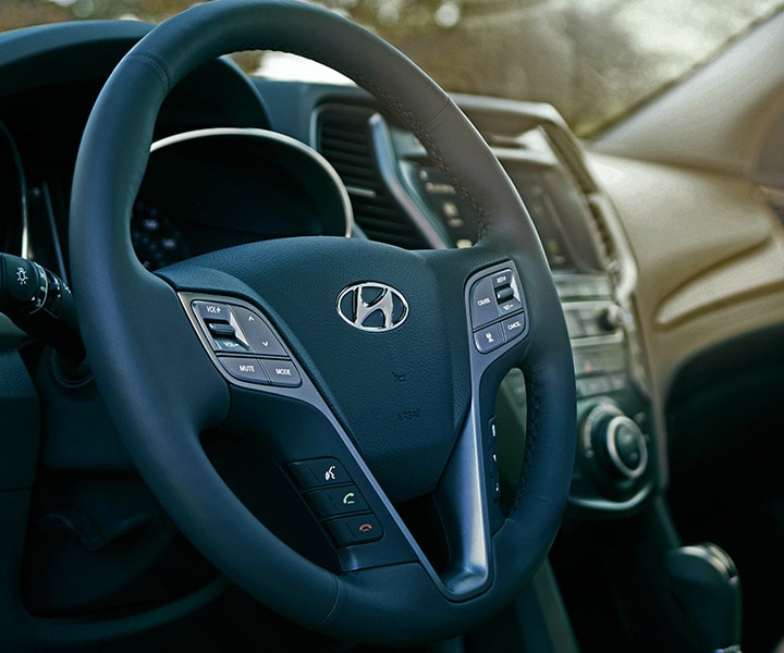 Interior photo of Hyundai Santa Fe XL 2018 SUV hightech, heated