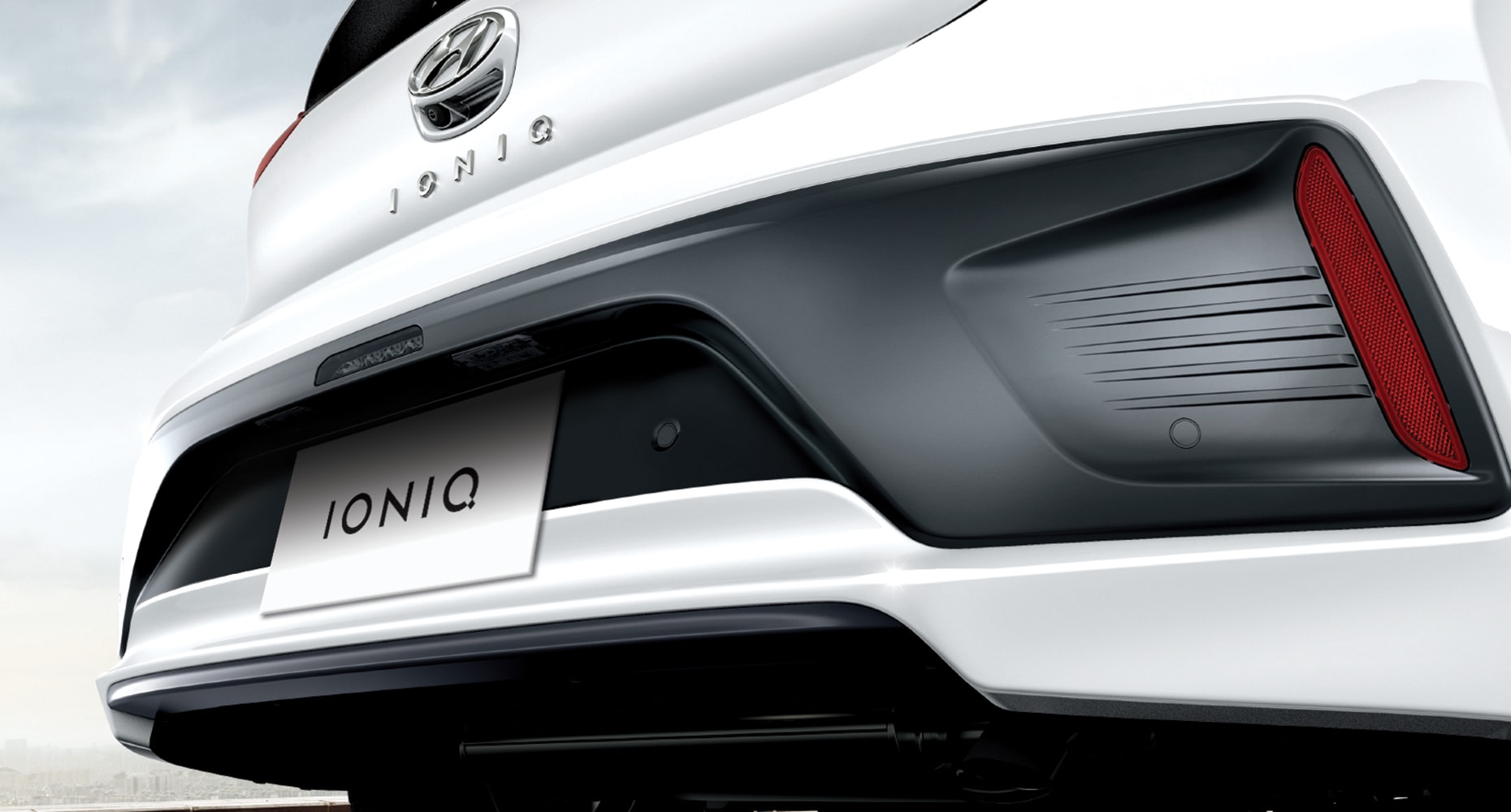 Bumper on the 2020 IONIQ Hybrid