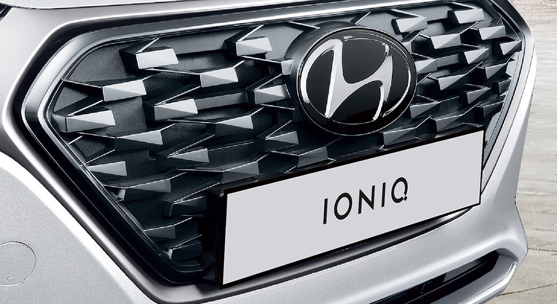 Front grille on the 2020 IONIQ Hybrid