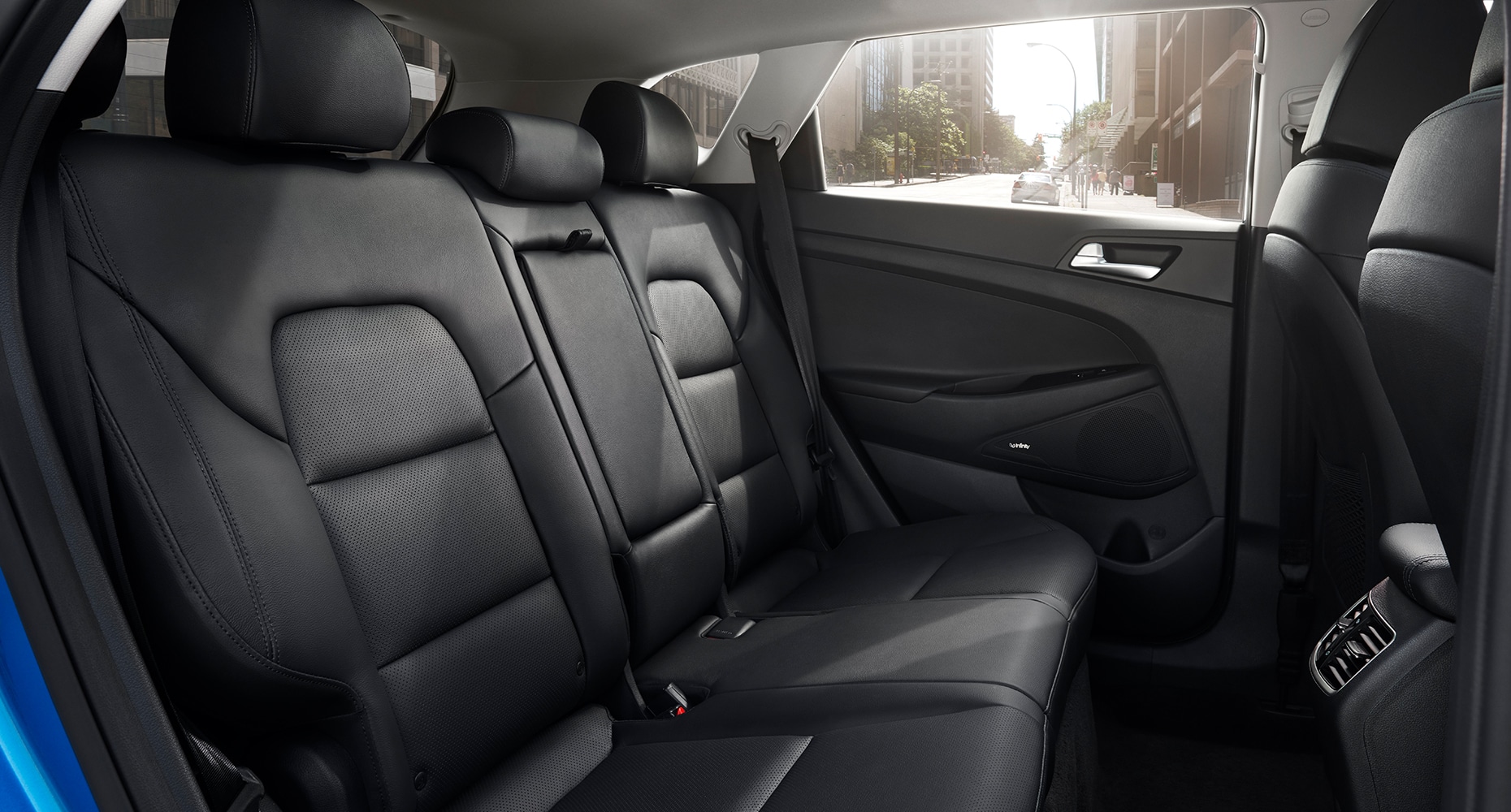 Interior back seats in Black leather on the 2020 Tucson.