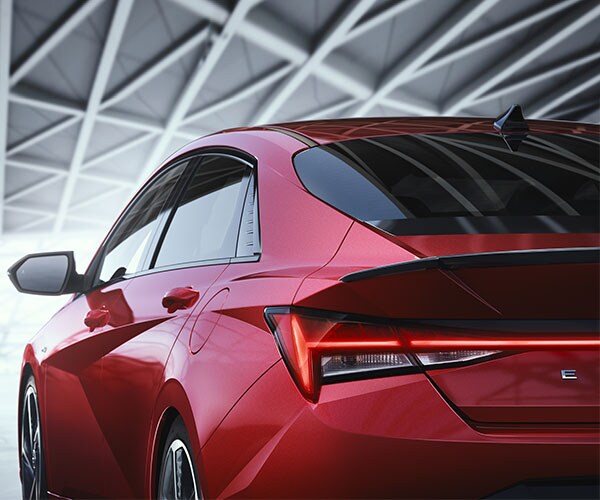 Tail lights of the 2021 Elantra N Line