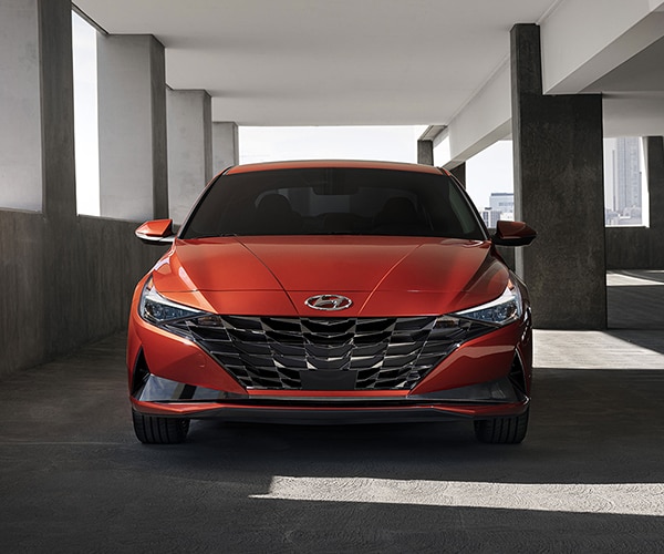 2021 Elantra | Stay connected and protected. | Hyundai Canada