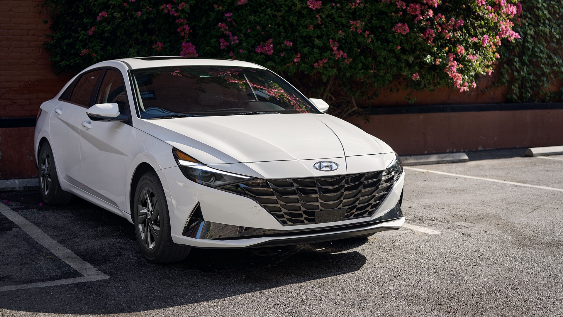 Elantra Hybride 2022 Découvrez l’ELANTRA hybride. Hyundai Canada