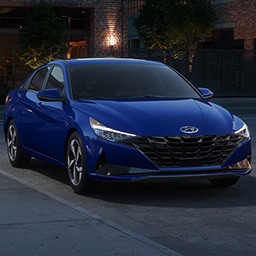 2022 Elantra | Stay connected and 