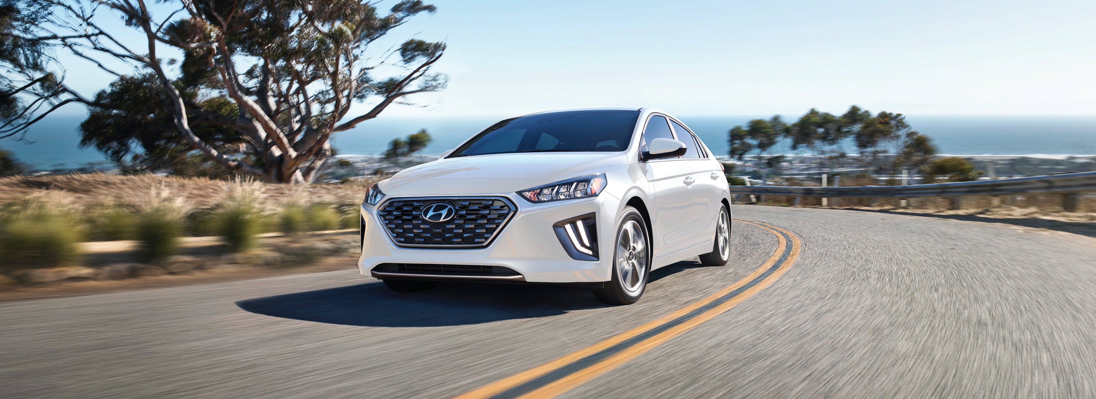 IONIQ hybride rechargeable 2022 Le meilleur des deux mondes. Hyundai Canada