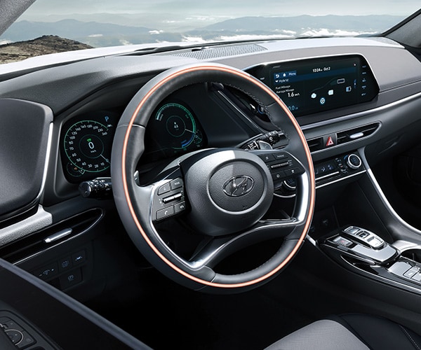 Interior leather-wrapped heated steering wheel in the 2022 SONATA