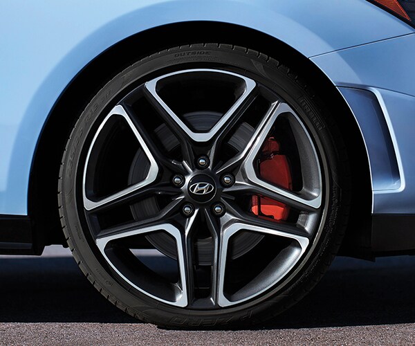 2022 Veloster N Performance driven by passion. Hyundai Canada