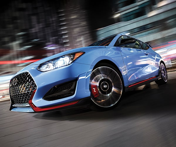 Close up of the blue accents on the 2022 Veloster N