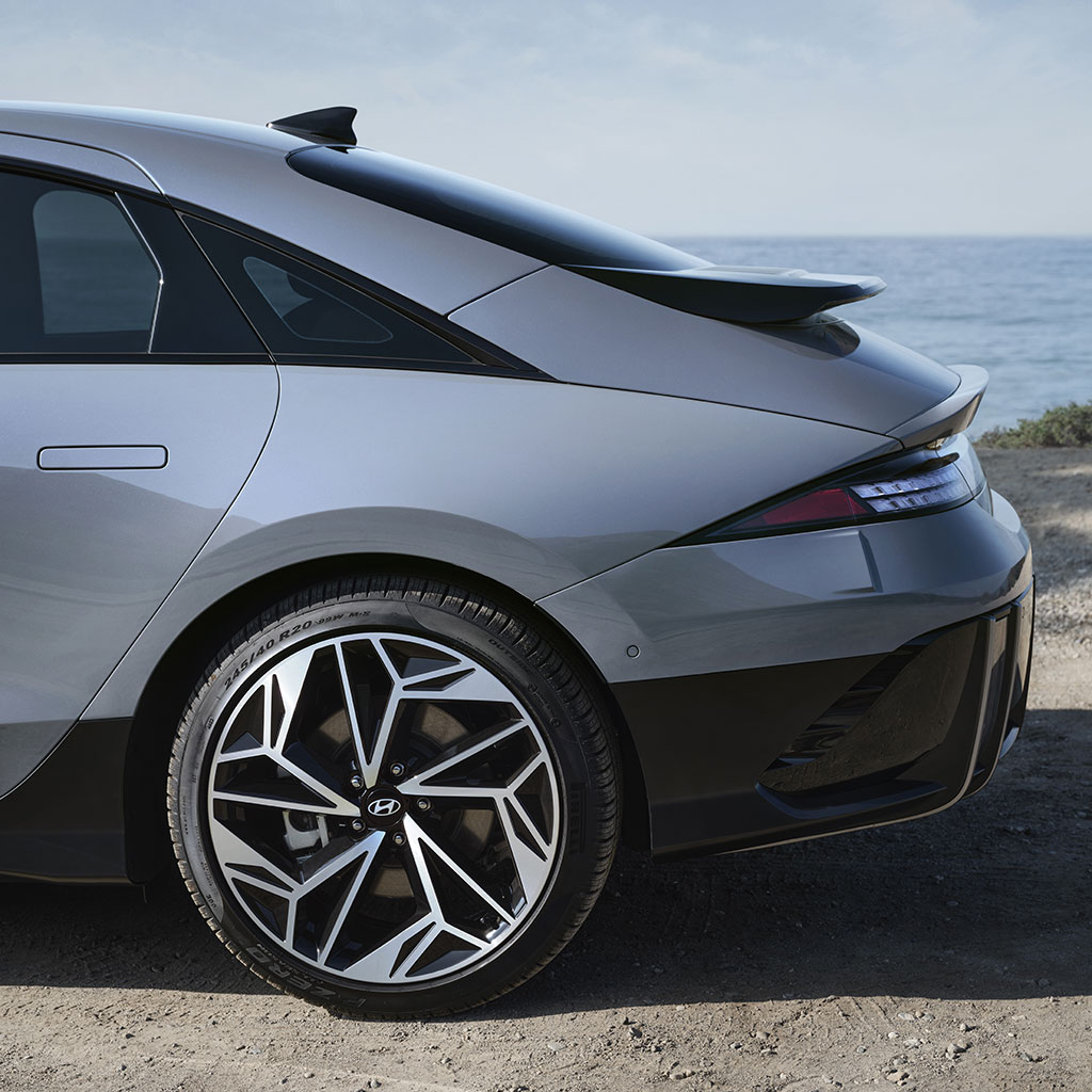 2024 Hyundai IONIQ 6 All Electric Sedan Hyundai Canada