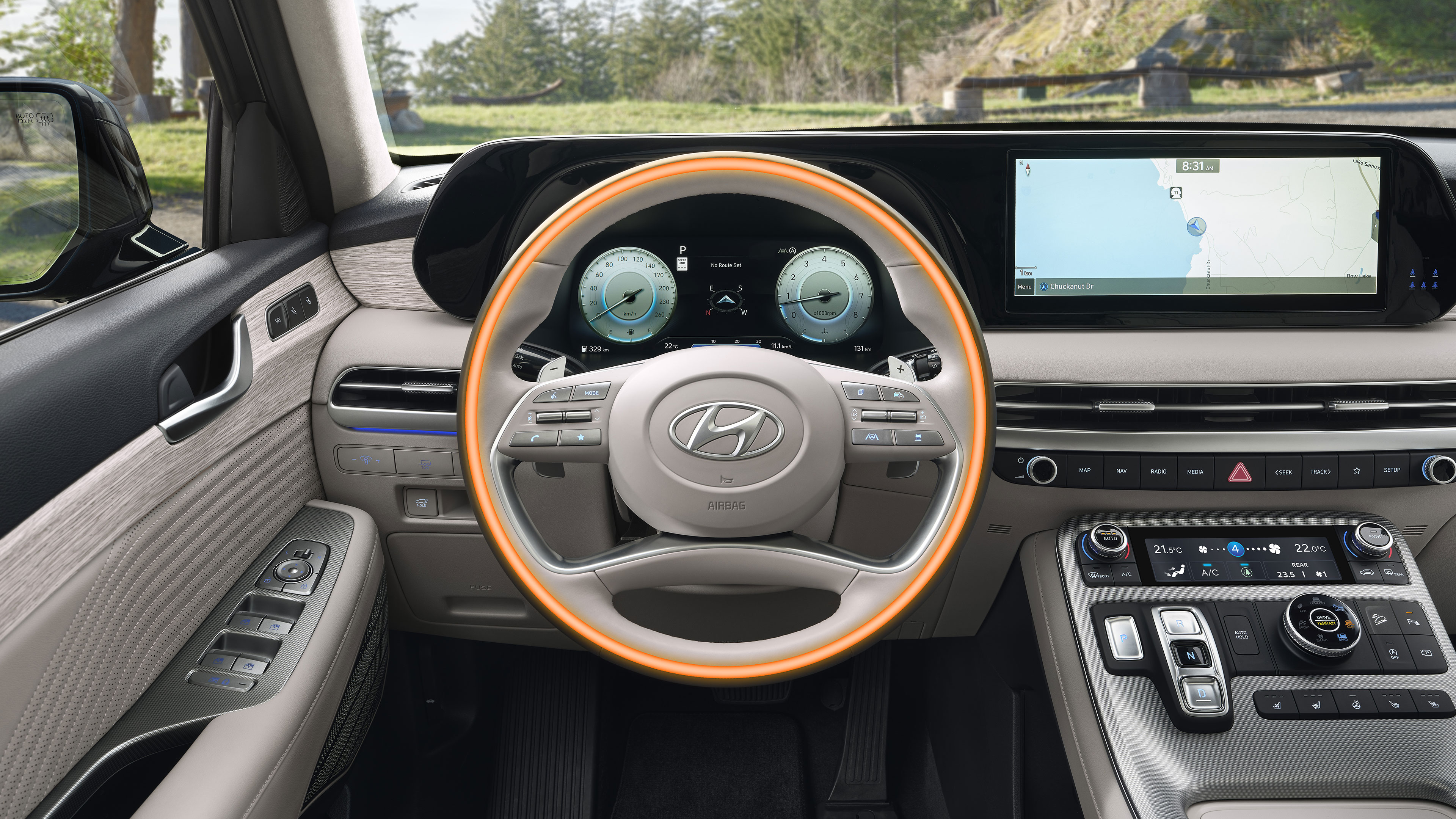 Hyundai Integrates myQ Smart Garage Control into Vehicle Touchscreens