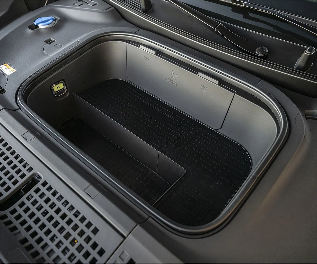 Vue intérieure du IONIQ 9 2027 coffre avant