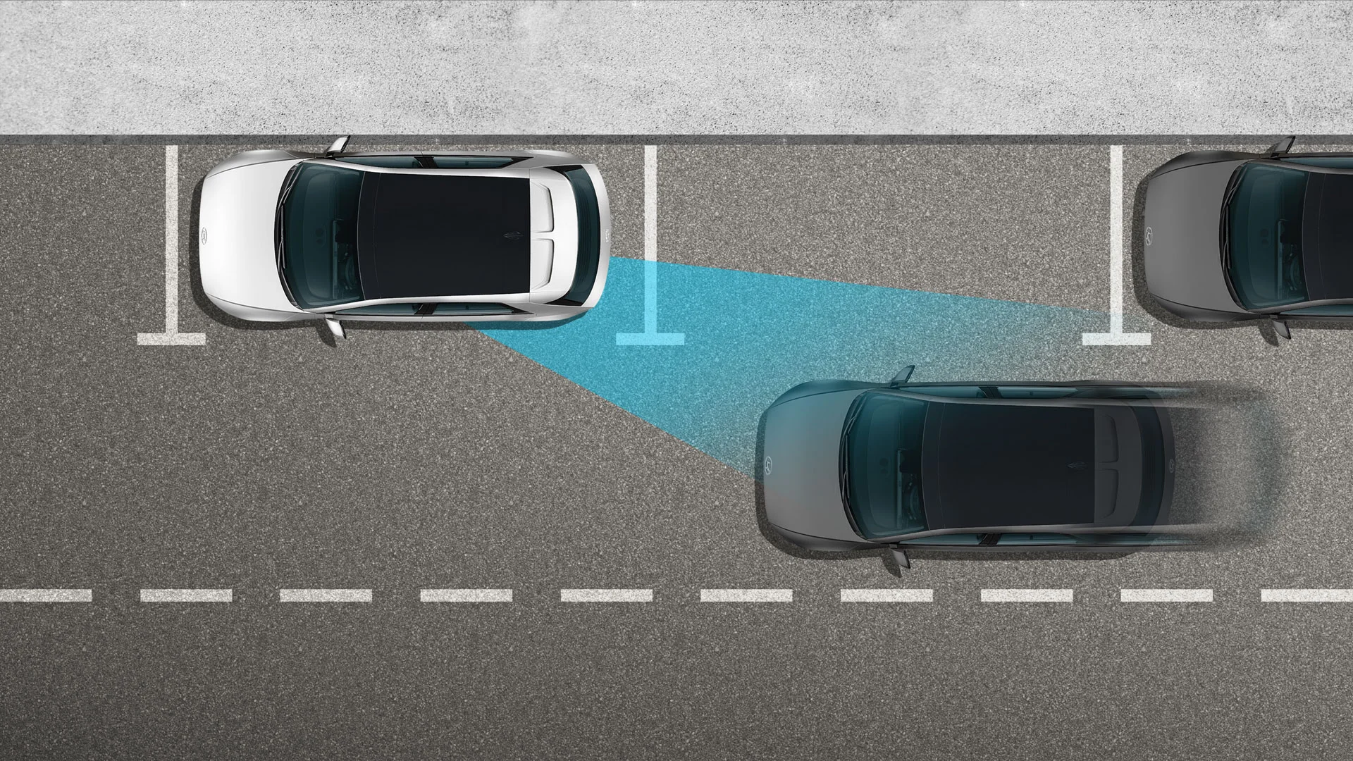 When a vehicle approaching from behind in the adjacent lane is detected, this standard feature warns passengers with an audible alert to help prevent them from stepping out onto the road when it is dangerous.