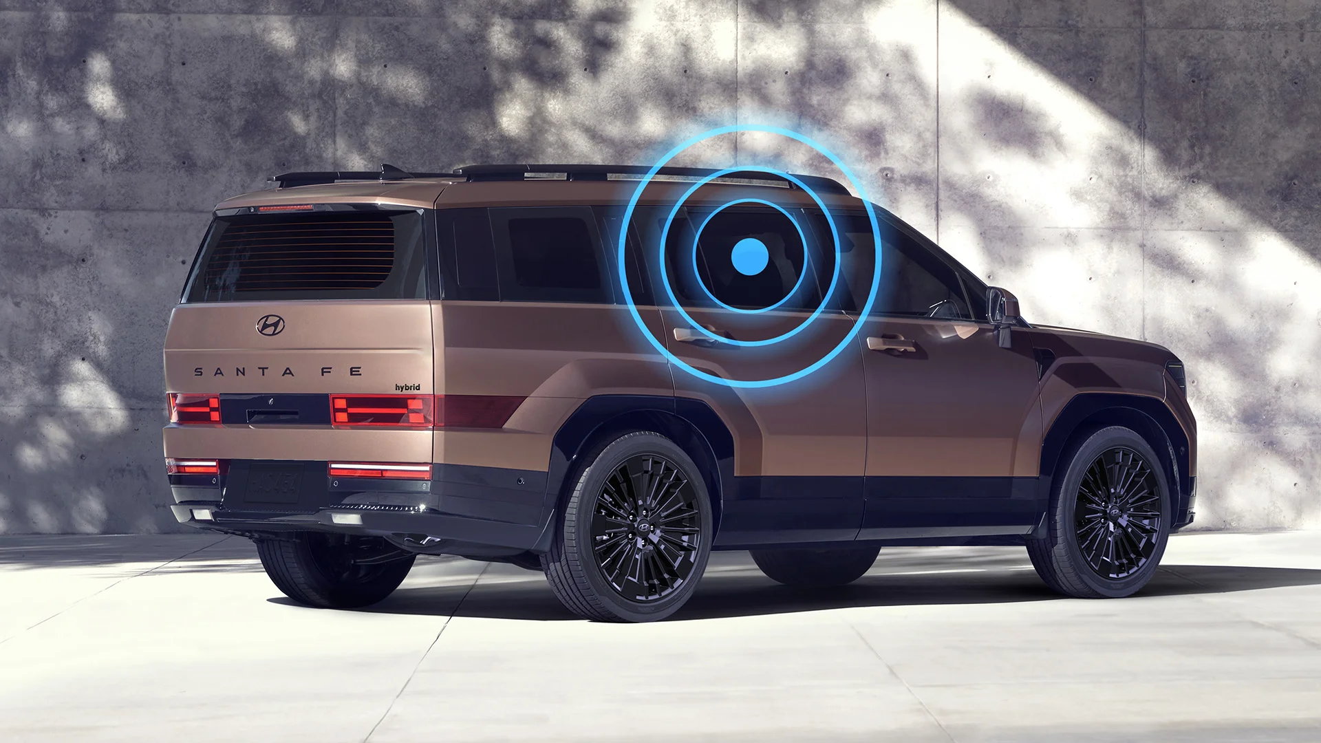 As the engine is turned off, a visual warning in the instrument cluster reminds you to check the rear seats before exiting. An audible alert will also sound once you open the driver’s door as a secondary reminder. Additionally, available overhead ultrasonic sensors monitor the backseat area to further minimize the risk of a child or pet accidently being left inside after the vehicle is parked and locked. If sensors detect movement, the horn will honk, lights will flash and your smartphone will receive an alert through our available Bluelink® connected vehicle system (when subscription is active).