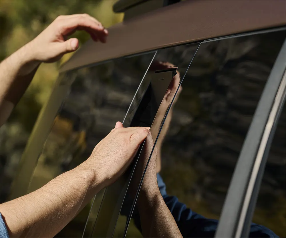 Available hidden C-pillar assist handle