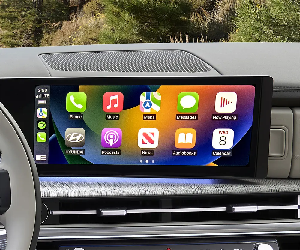 Standard Wireless Android Auto™ &amp; Apple CarPlay®.