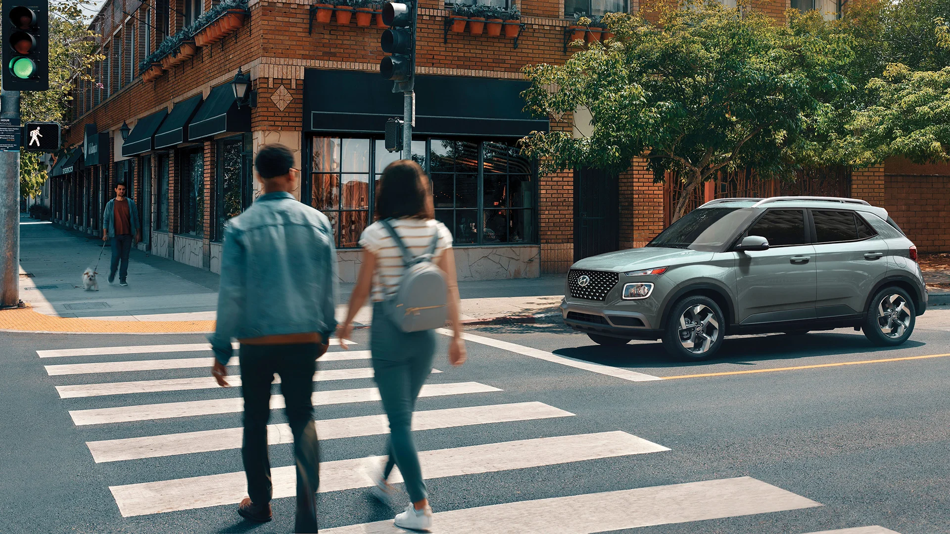 This standard safety feature is designed to detect a vehicle or pedestrian and warn the driver of a potential frontal collision. If the driver does not react to avoid impact, the system can apply emergency braking.